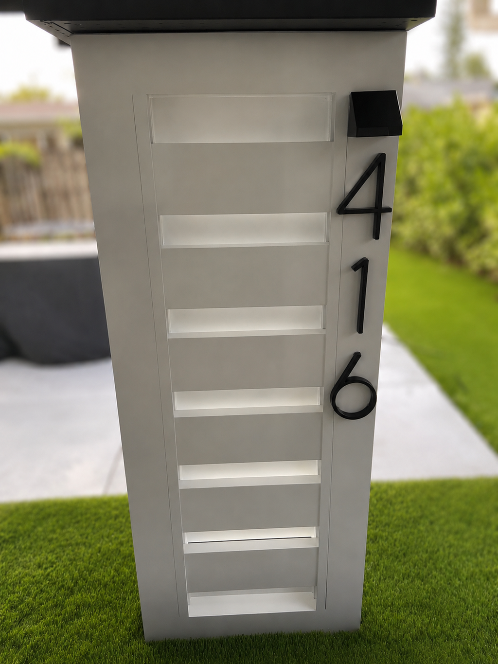 Shadow Aluminum Mailbox